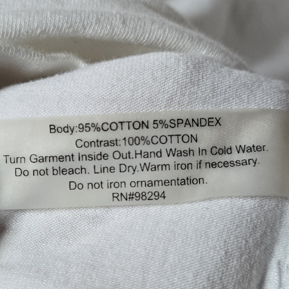 Onque Womens Casual Floral Tunic with Sequin & Crochet Accents Size Small - Picture 11 of 14